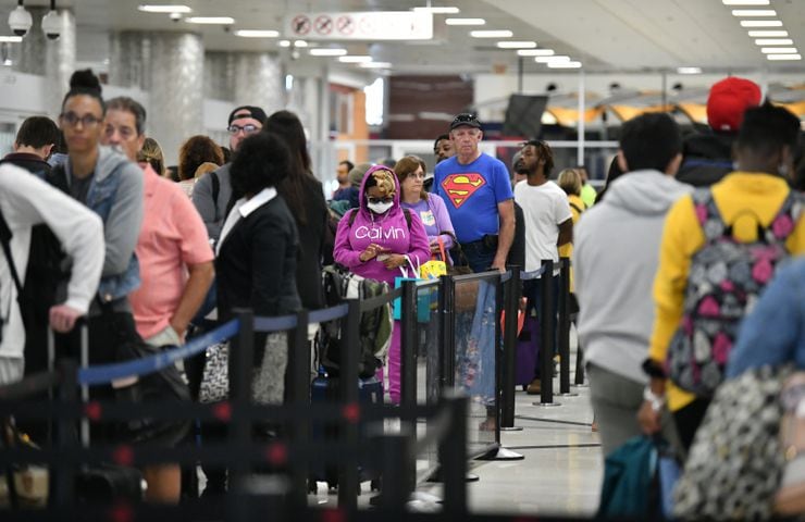 PHOTOS: Metro Atlantans head out despite coronavirus concerns
