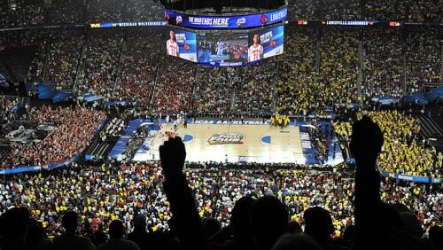 April 8, 2013 Atlanta - Fans cheer before the NCAA Final Four Championship Game between Louisville Cardinals and Michigan Wolverines on Monday, April 8, 2013. HYOSUB SHIN / HSHIN@AJC.COM