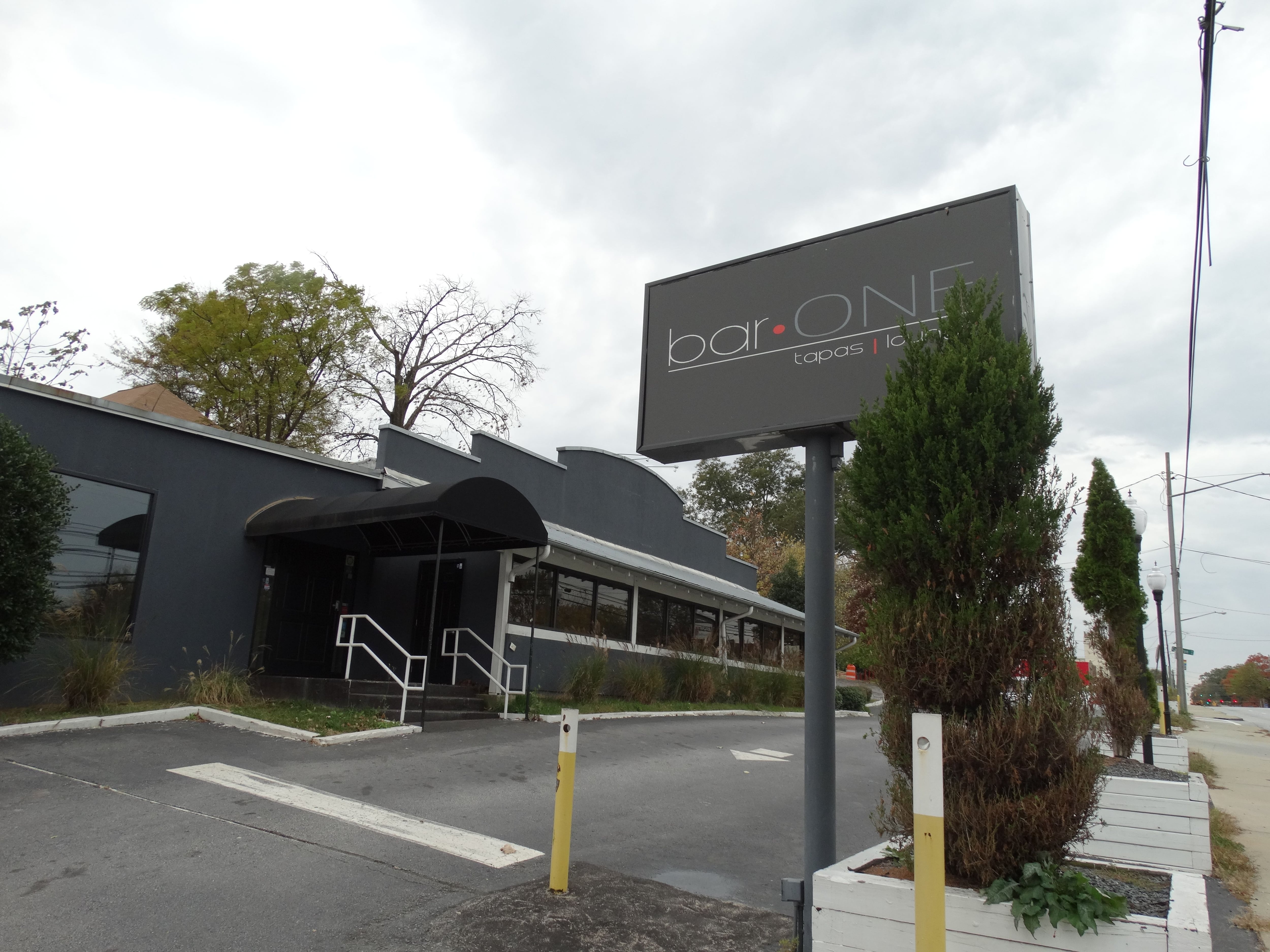 Peter Thomas outraged by former Grant Park Bar One neighbors