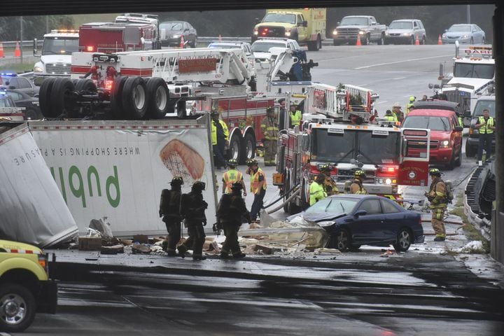 I-285 crash: One truck removed, one more to go
