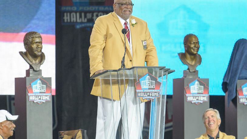 Former NFL defensive end Claude Humphrey gives his speech during the NFL Class of 2014 Pro Football Hall of Fame Enshrinement Ceremony at Fawcett Stadium on August 2, 2014 in Canton, Ohio. (Photo by Jason Miller/Getty Images)
