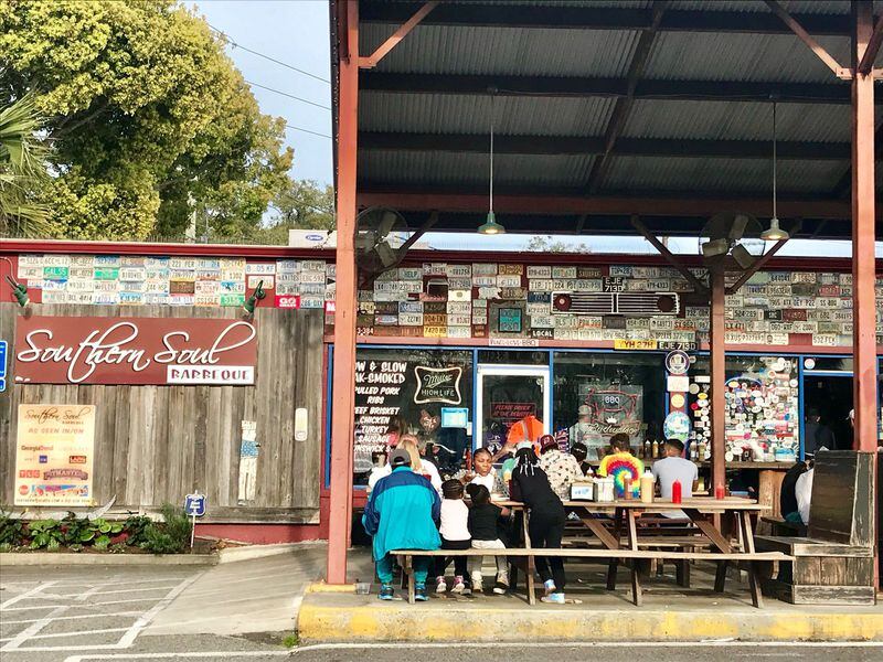 Southern Soul Barbeque makes its home in a converted gas station on St. Simons Island. LIGAYA FIGUERAS / LFIGUERAS@AJC.COM