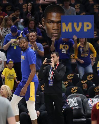 Photos: Warriors vs. Cavaliers in 2018 NBA Finals Game 4