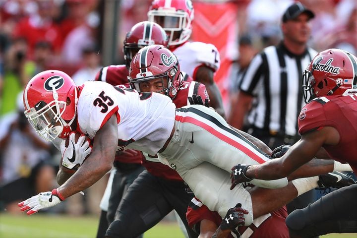Photos: Bulldogs pull away from South Carolina