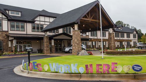 The Oaks nursing home facility in Douglasville. (Jenni Girtman for The Atlanta Journal-Constitution)