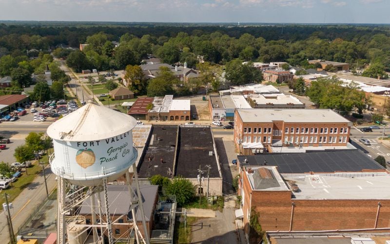 October 14, 2020 Fort Valley - Drone photography shows downtown Fort Vally in Peach County on Wednesday, October 14, 2020. (Hyosub Shin / Hyosub.Shin@ajc.com)