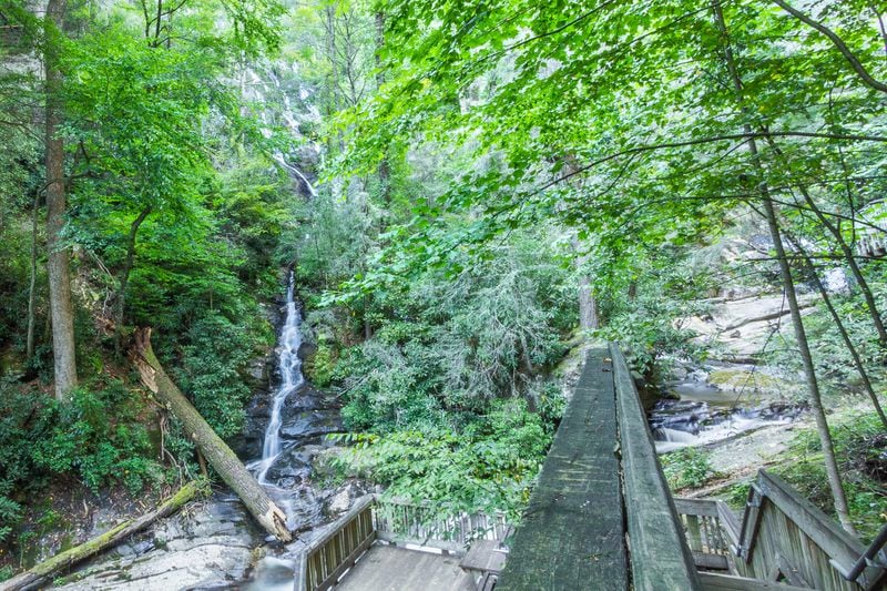 Dukes Creek and Davis Creek meet to create the exceptionally beautiful, multi-tiered Dukes Creek Falls, tumbling more than 150 feet.