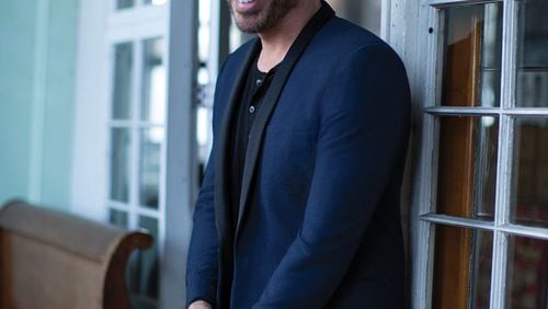 Harry Connick Jr. will get intimate with fans on a short tour in March.