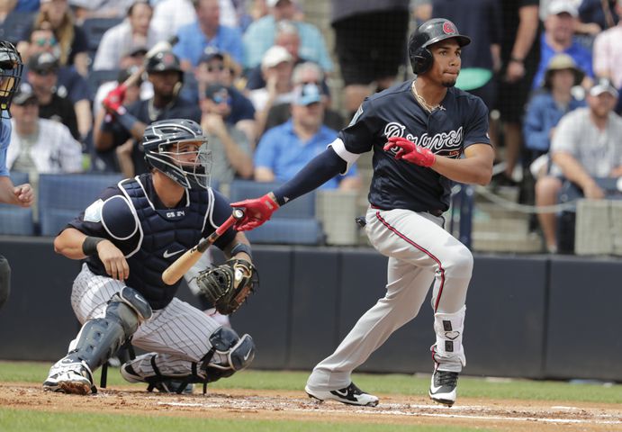 Photos: Braves fall to Yankees in eventful spring game