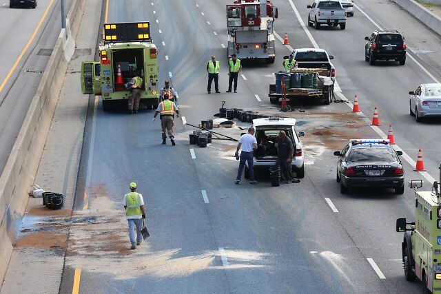 Large paint spill closes I-20 EB in DeKalb