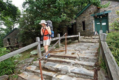 Mountain Crossings an Appalachian Trail icon