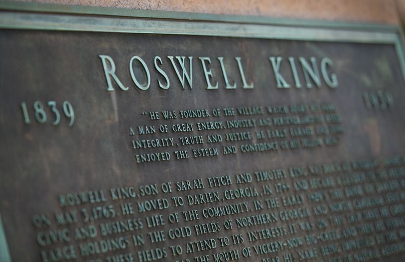 A memorial for Roswell King is shown in Roswell's Town Square. 