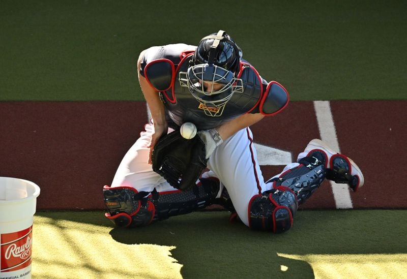 Atlanta Braves catcher Sean Murphy gets in some work during the second of the Braves spring training at CoolToday Park, Tuesday, Feb. 14, 2023, in North Port, Fla.. (Hyosub Shin / Hyosub.Shin@ajc.com)