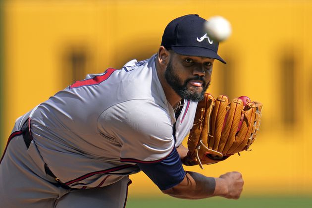 Atlanta Braves starting pitcher Reynaldo López delivers against the Pittsburgh Pirates in Pittsburgh, Saturday, May 25, 2024. The Braves lost 4-1.  (AP Photo/Gene J. Puskar)