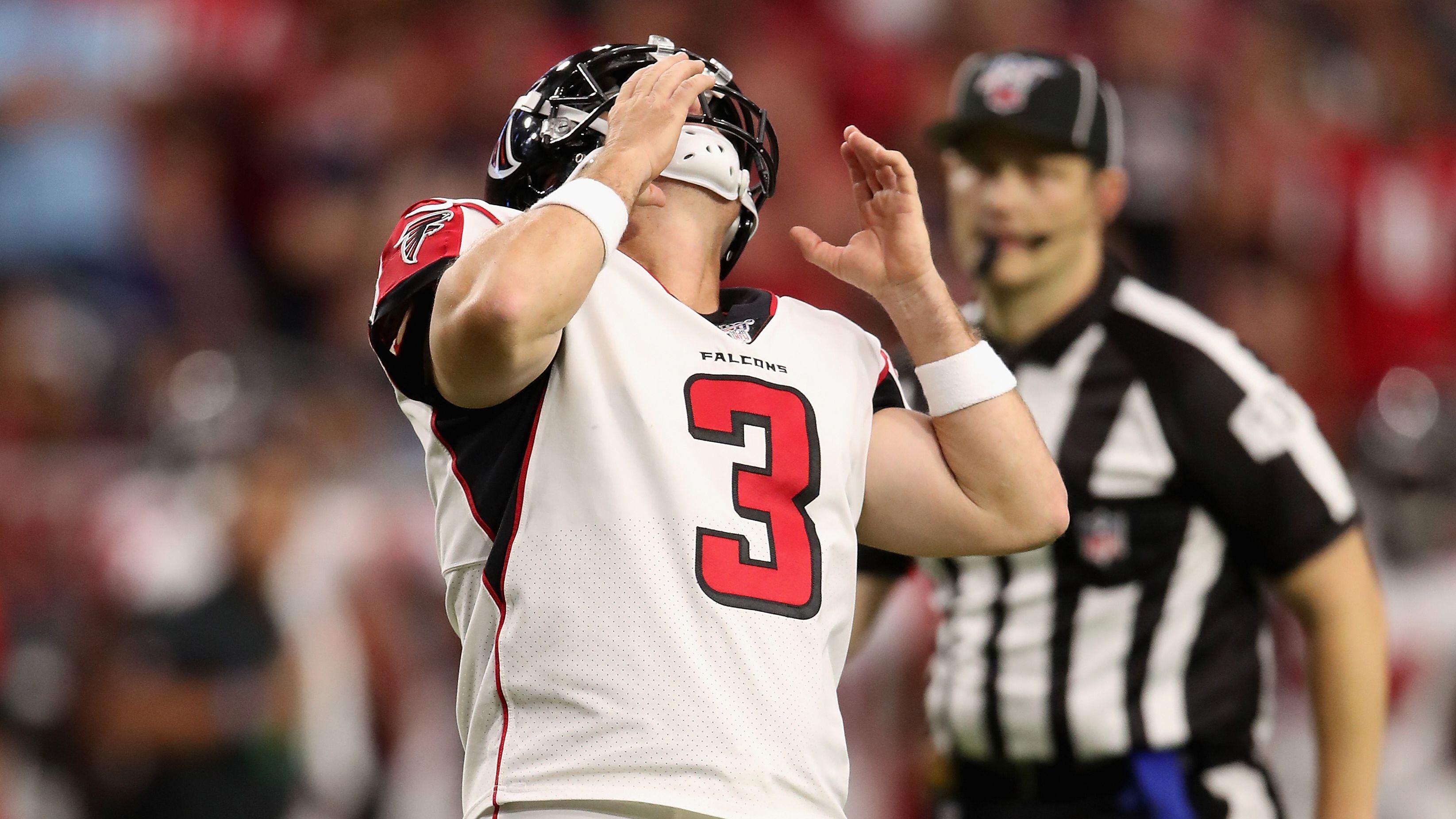 Missed extra point stalls Falcons' comeback against Cardinals