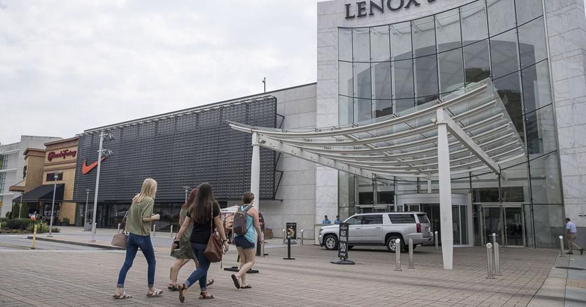 OPINION: Mall culture and teens, already a strained relationship before  Lenox curfew