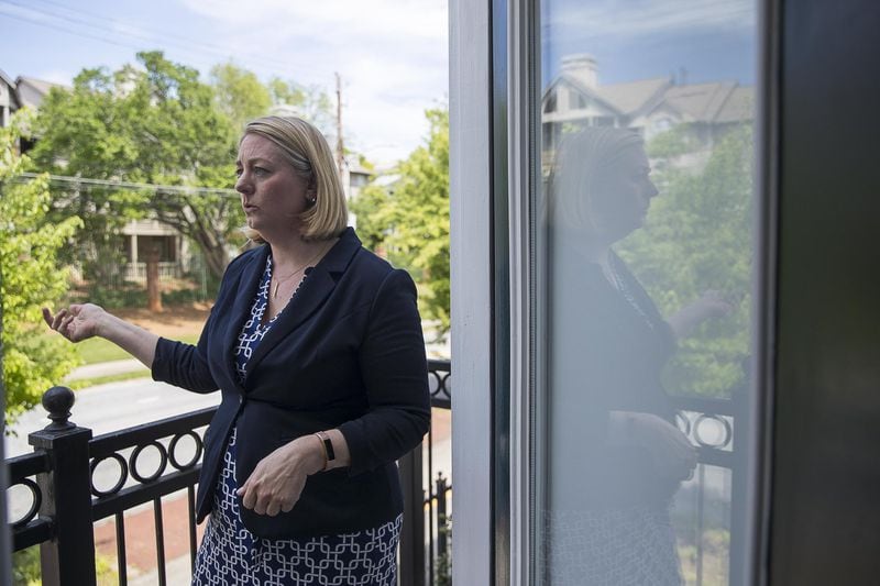 Real estate agent Allesen Cann explains what makes the Old Fourth Ward a highly sought neighborhood while showing a condominium.  (ALYSSA POINTER/ALYSSA.POINTER@AJC.COM)