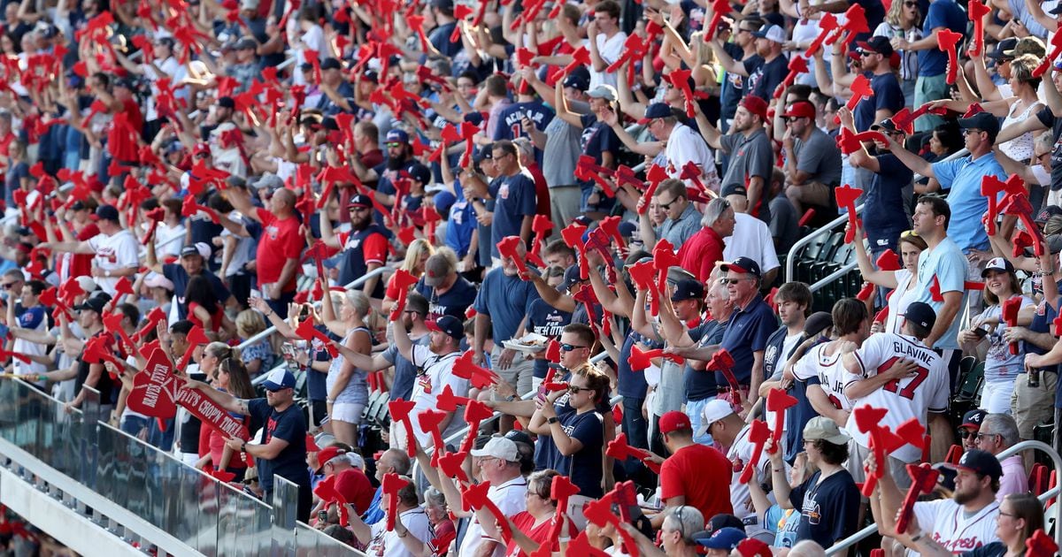 Atlanta Braves fans' tomahawk chop chant: The World Series should