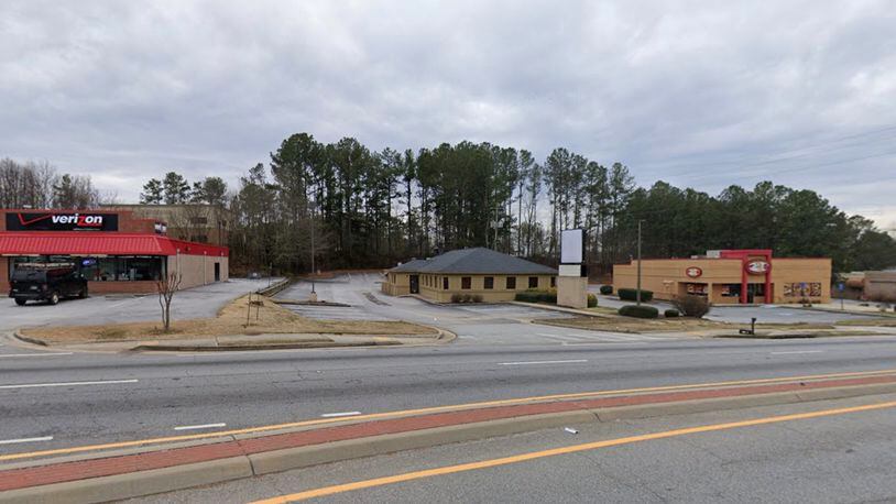 Lilburn voted Nov. 9 to approve a zoning change that will allow for the renovation of an existing retail building at 4098 Lawrenceville Highway for a brewery. (Google Maps)