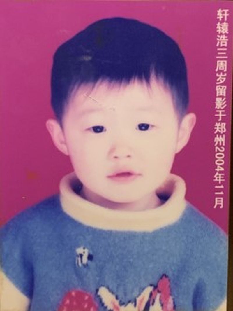 A young Henry Xuan 
