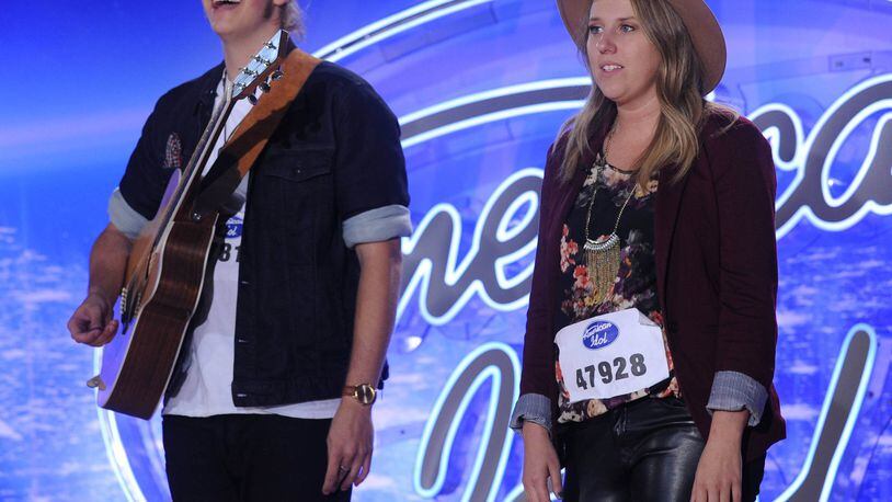 AMERICAN IDOL: L-R: James VIII and Amber Lynn perform in front of the Judges on AMERICAN IDOL airing Thursday, Jan. 14 (8:00-10:00 PM ET/PT) on FOX. © 2016 Fox Broadcasting Co. CR: Ray Mickshaw / FOX.