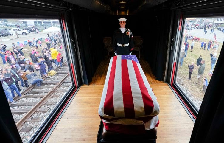 Photos: Mourners say goodbye to President George H.W. Bush in Houston