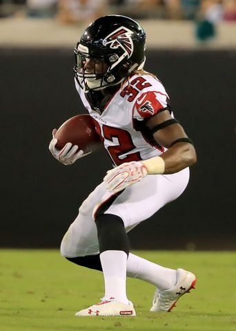 Photos: Falcons 0-3 in exhibitions after loss to Jaguars
