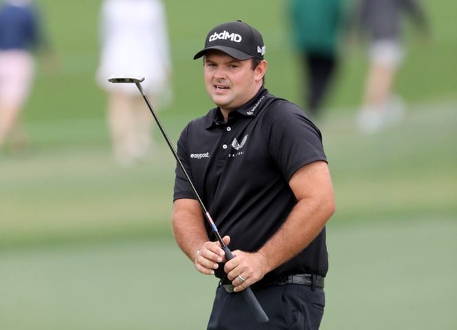 April 10, 2021, Augusta: Patrick Reed reacts to missing his birdie putt on the second hole during the third round of the Masters at Augusta National Golf Club on Saturday, April 10, 2021, in Augusta. Curtis Compton/ccompton@ajc.com
