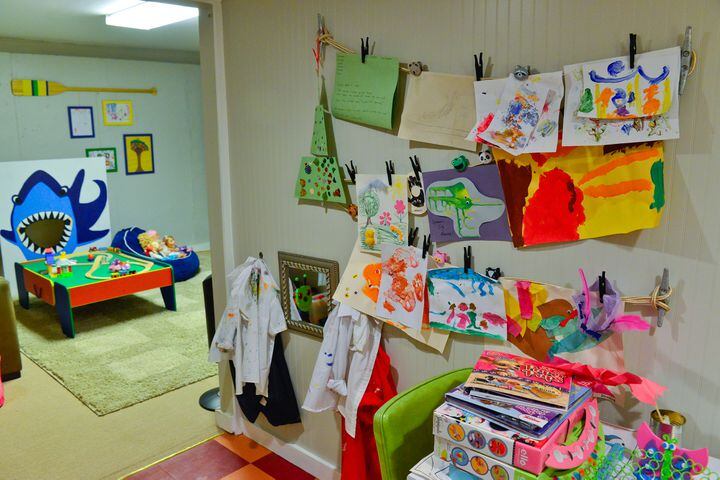 Children's craft room