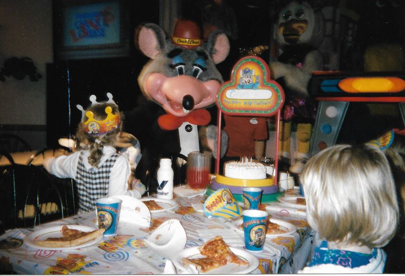 Olivia King recalls being “a little” scared of the namesake giant mouse when celebrating her fifth birthday at Chuck E. Cheese. (Courtesy of the King family)