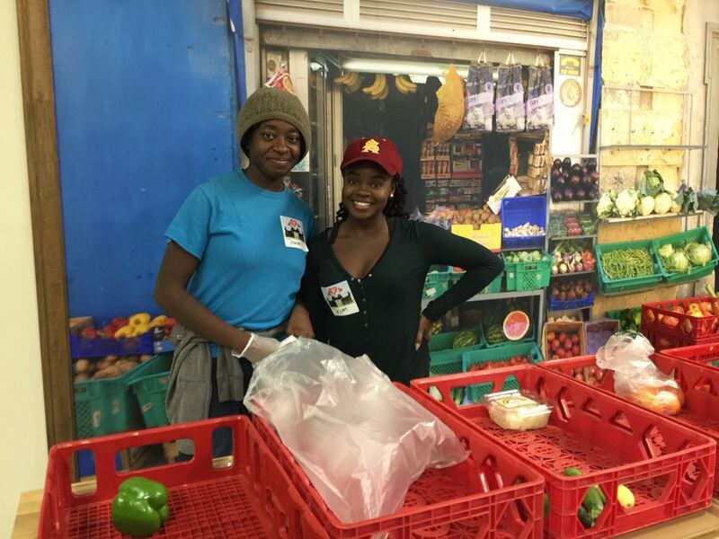 Agnes Scott College alumnae helped to sort food at Sweetwater Mission’s food market in Austell, Ga. Scotties Give Back is a new national volunteering initiative started by the alumnae of the Atlanta-based college. Photo courtesy of Scotties Give Back.
