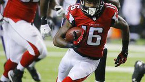 090315 ATLANTA: Falcons rookie wide receiver Justin Hardy makes a reception against the Ravens during their final preseason game on Thursday, Sept. 3, 2015, in Atlanta. Curtis Compton / ccompton@ajc.com