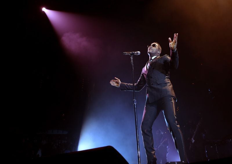 Maxwell immediately had the attention of the ladies in the crowd. (Akili-Casundria Ramsess/Special to the AJC)