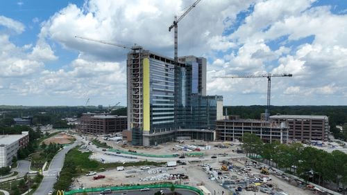 August 30, 2022 Atlanta - Aerial photography shows construction site of Children's Healthcare of Atlanta’s North Druid Hills campus on Tuesday, August 30, 2022. (Hyosub Shin / Hyosub.Shin@ajc.com)