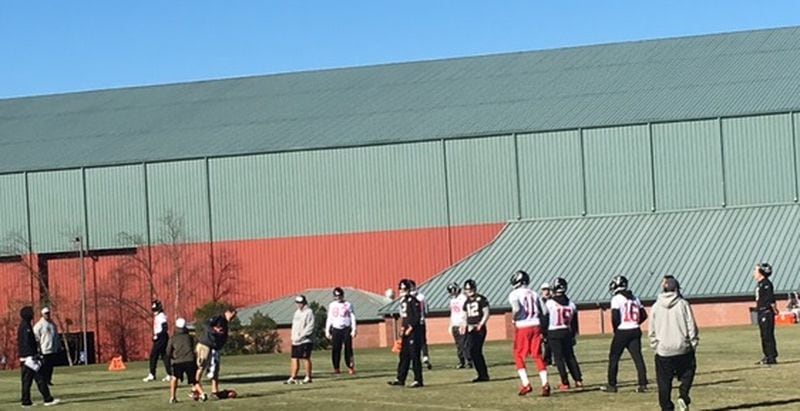 The Falcons working on their red zone offense on Friday, Dec. 4, 2015. (D. Orlando Ledbetter/dledbetter@ajc.com)