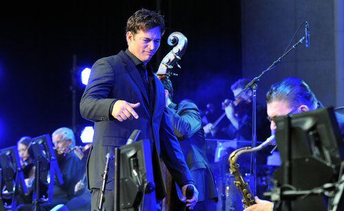 Photos: Harry Connick Jr. at Chastain Park