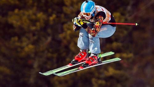 Canada's Kelsey Serwa skis during women's qualifications for the World Cup ski cross event in Nakiska, Alberta, Friday, Jan. 22, 2016. (Jeff McIntosh/The Canadian Press via AP) MANDATORY CREDIT