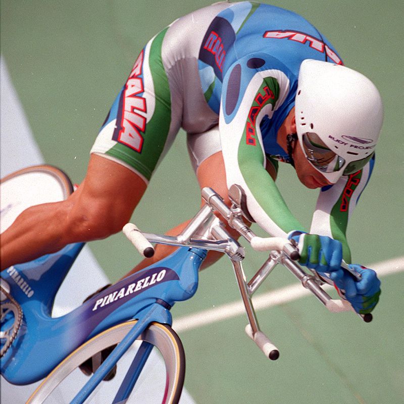 Italy's Andrea Collinelli set two world records Wednesday, July 24, 1996, at the Stone Mountain Velodrome during the 1996 Summer Olympic Games in Atlanta, Georgia. (Rich Addicks/AJC)