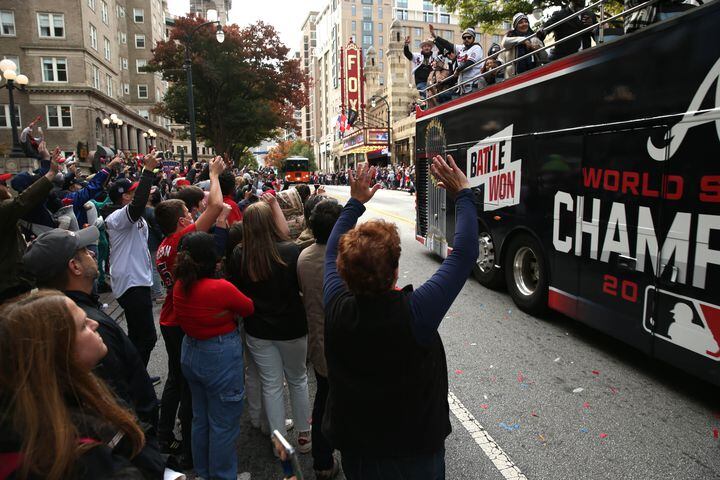 Fans cheer during the Braves' World Series parade in Atlanta, Georgia, on Friday, Nov. 5, 2021. (Photo/Austin Steele for the Atlanta Journal Constitution)