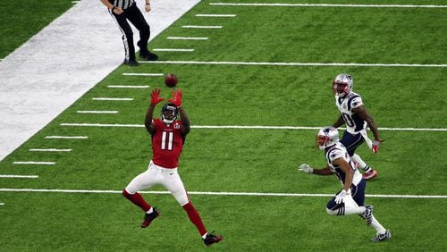 FEBRUARY 5, 2017 HOUSTON TX Atlanta Falcons wide receiver Julio Jones (11) catches the ball during a scoring drive as the Atlanta Falcons meet the New England Patriots in Super Bowl LI at NRG Stadium in Houston, TX, Sunday, February 5, 2017. John Spink/AJC