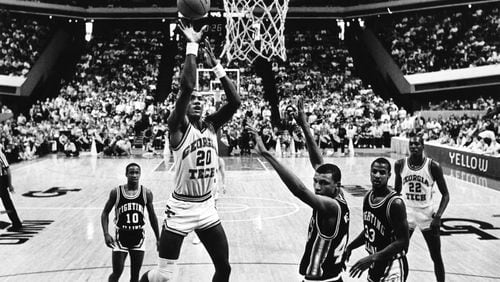 Former Georgia Tech basketball star Tom Hammonds in action against Illinois in 1988. (AJC file photo)