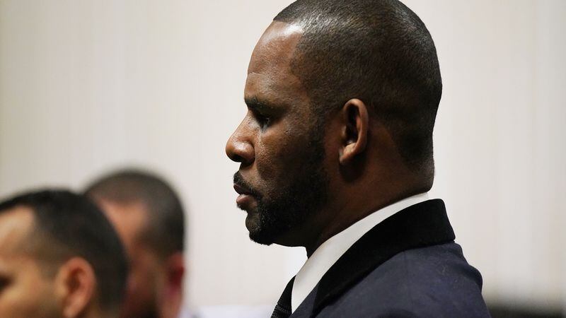 FILE PHOTO: R. Kelly appears at a hearing before Judge Lawrence Flood at Leighton Criminal Court Building May 7, 2019, in Chicago, Illinois.