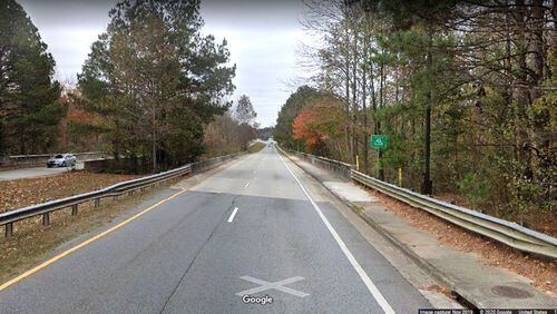 Roswell has moved to formalize an arrangement with Alpharetta in which they share responsibilities for maintaining two bridges carrying Mansell Road over Big Creek. GOOGLE MAPS