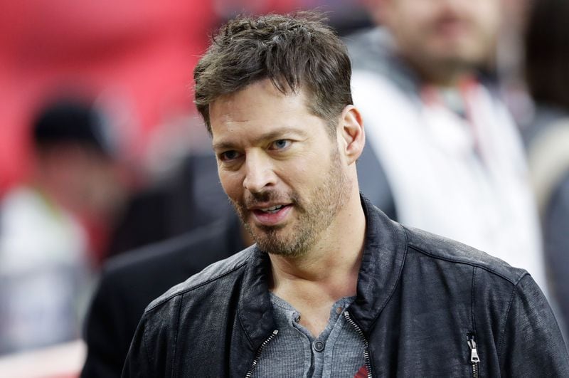  HOUSTON, TX - FEBRUARY 05: Harry Connick Jr. looks on prior to Super Bowl 51 between the New England Patriots and the Atlanta Falcons at NRG Stadium on February 5, 2017 in Houston, Texas. (Photo by Jamie Squire/Getty Images)
