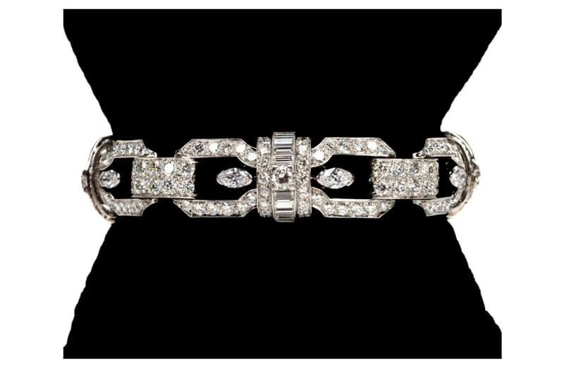 A Tiffany & Co diamond bracelet is featured in the online auction. (LiveAuctioneers.com)