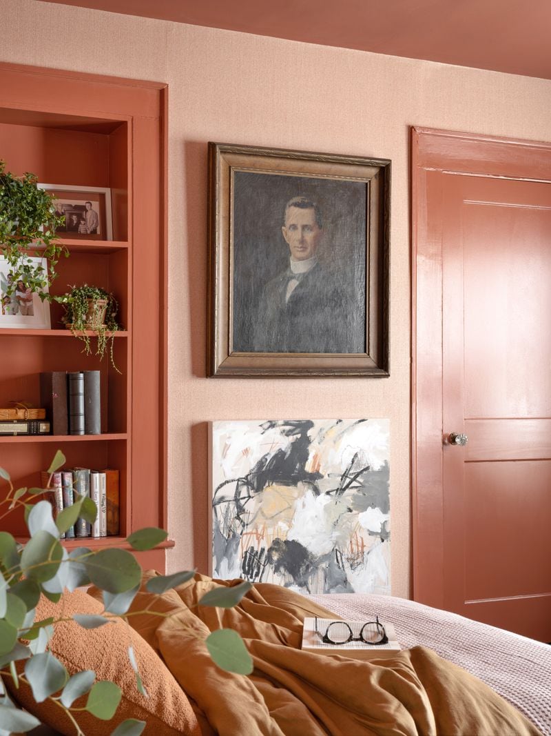 Brown is increasing in popularity over gray, said interior designers including Brian Patrick Flynn.
(Courtesy of Flynnside Out Productions / Robert Peterson)