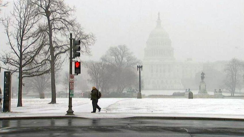 Snow blankets Washington, DC