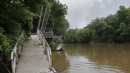 The Chattahoochee River. Metro Atlanta cities and counties filed a brief to the Supreme Court Monday in the ongoing water wars. BOB ANDRES /BANDRES@AJC.COM AJC FILE PHOTO