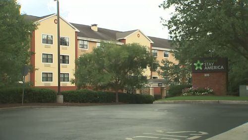 Sandy Springs police cited a reggae artist for leaving his children in a car at a hotel. (Credit: Channel 2 Action News)