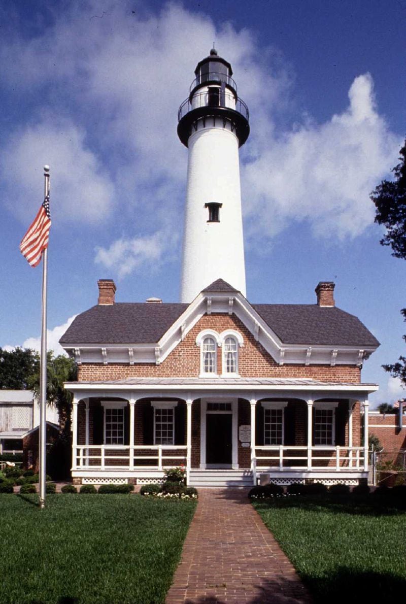 The St. Simons Island lighthouse in 1996.